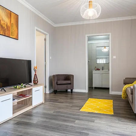 度假居 Oasis Fonte Grande 蓬塔德尔加达